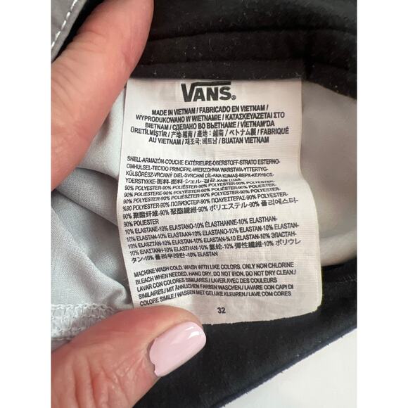 VANS MENS SWIM SUIT AND HAT BUNDLE GRAY BLACK SUIT SIZE 32 NWT VANS TRUCKER HAT - Picture 7 of 14